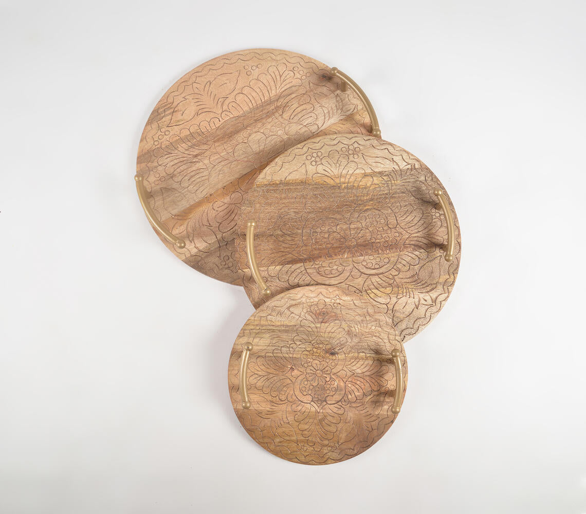Classic Wooden Round Trays with Handles (set of 3)