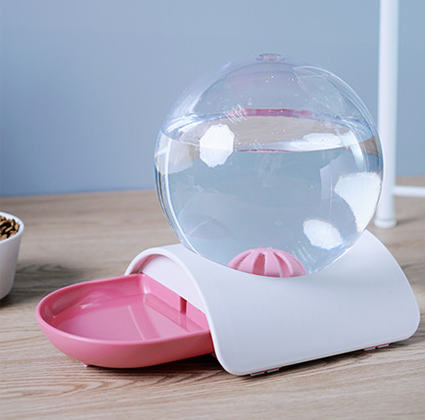 Spherical water fountain