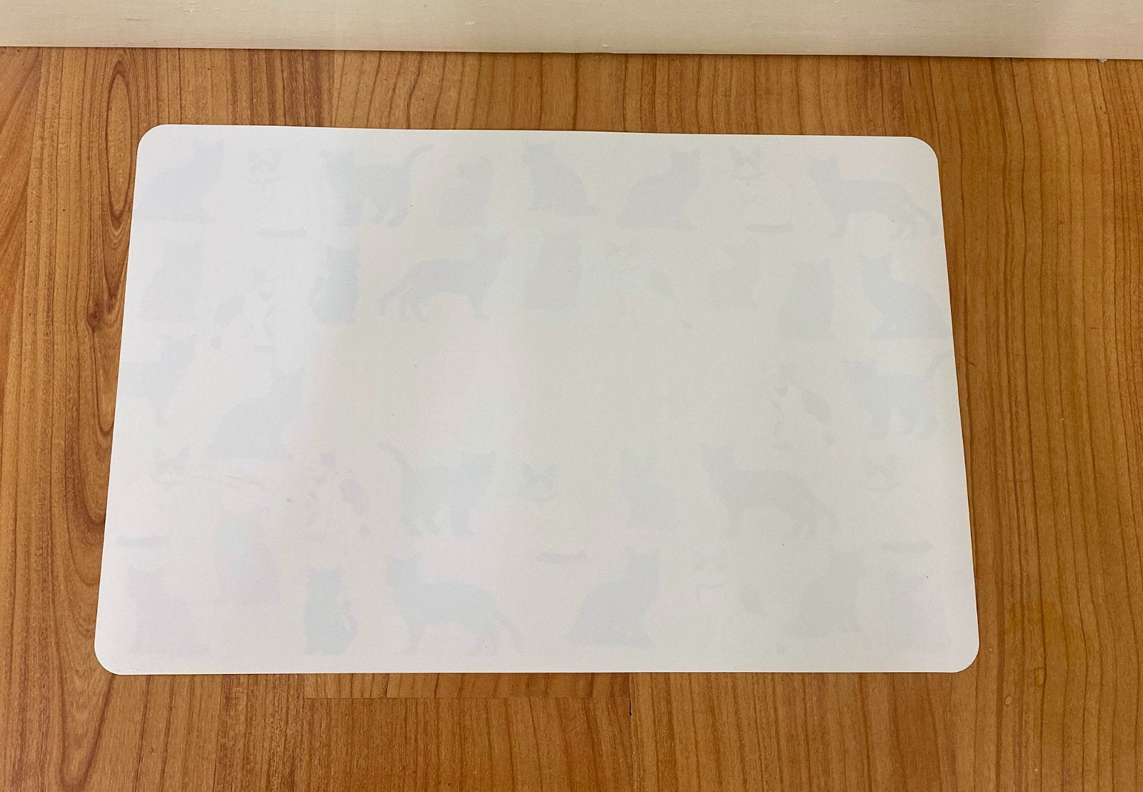 Wipeable Dog Themed Placemat 30x45cm-1