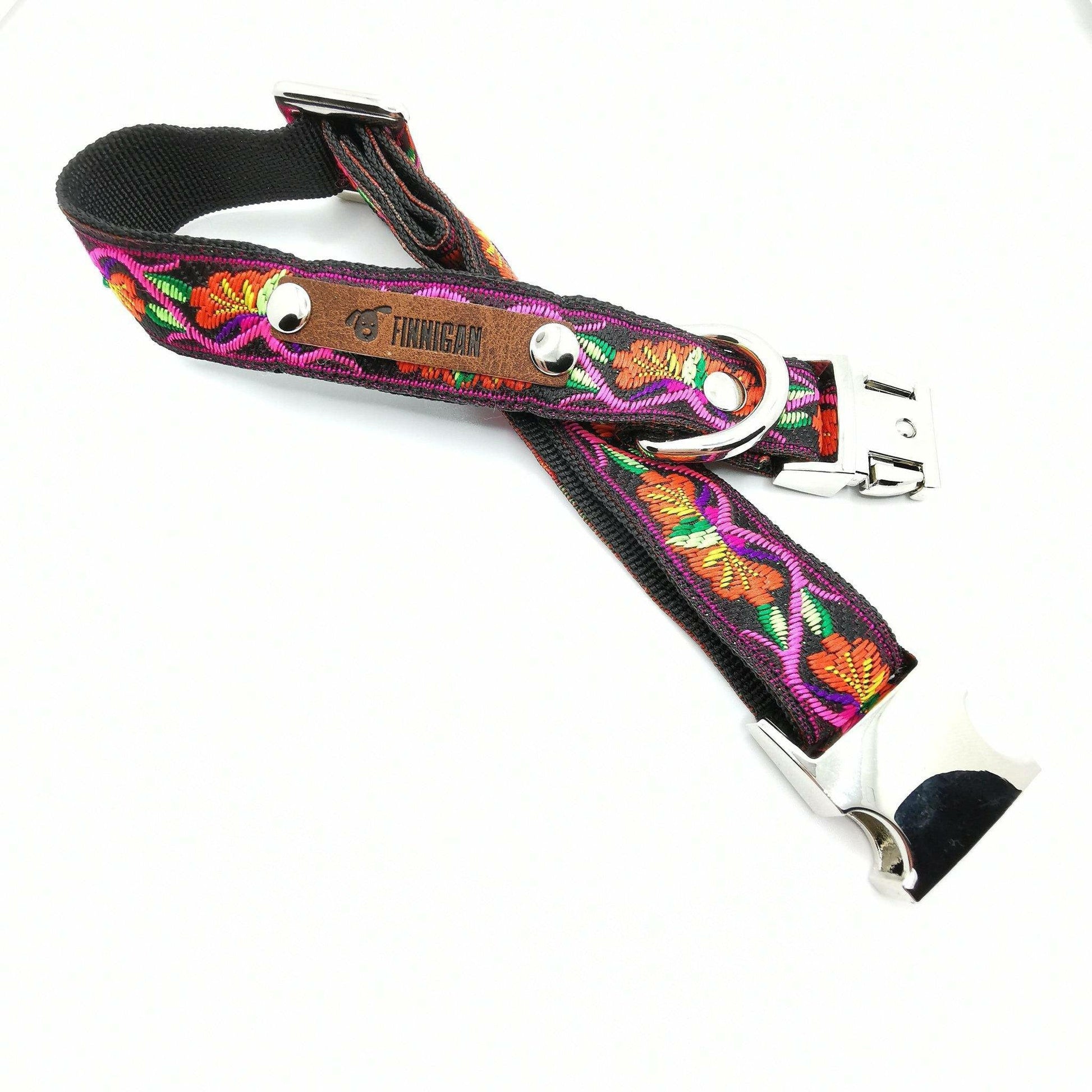 Finnigan Designer Dog Collar (Distinctive Collection) Medium-3